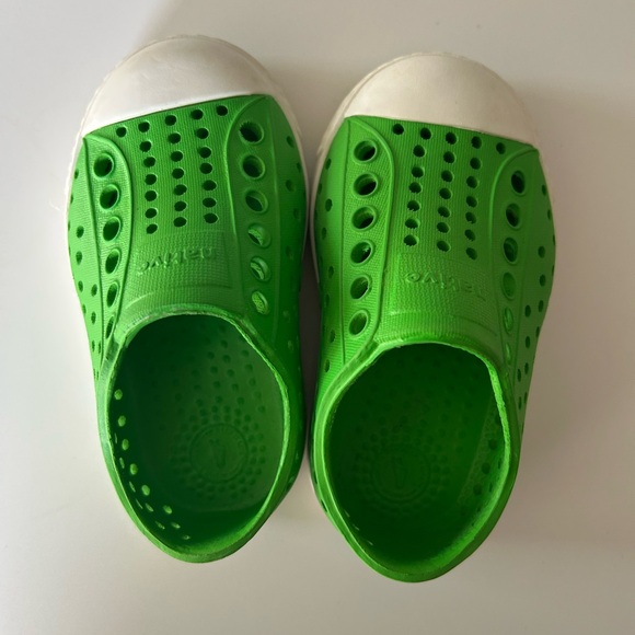 Native sneakers - Picture 2 of 5